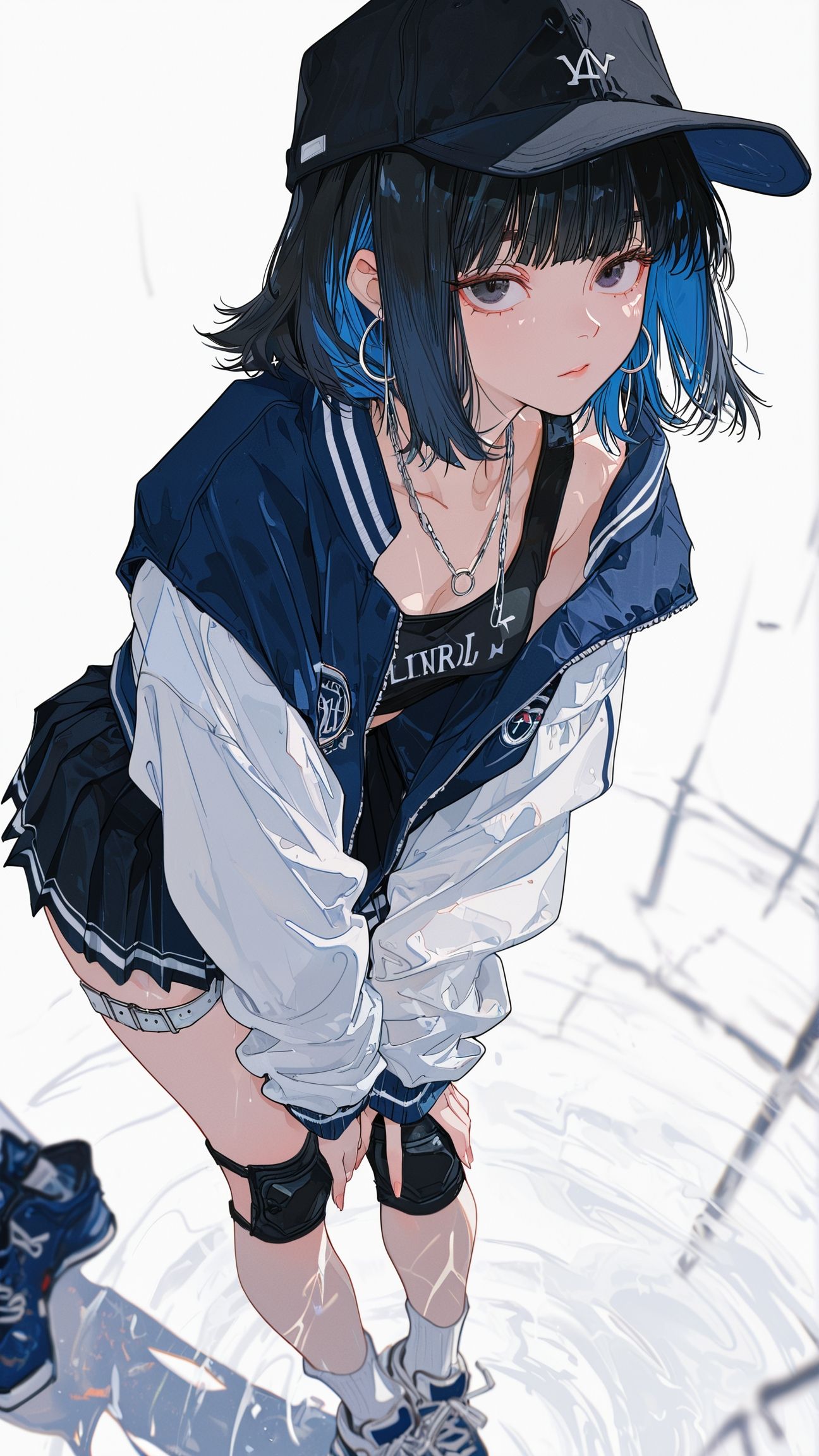 Le personnage porte une veste de baseball bleue et blanche associée à un débardeur noir et une jupe plissée, montrant un style bleu-gris froid