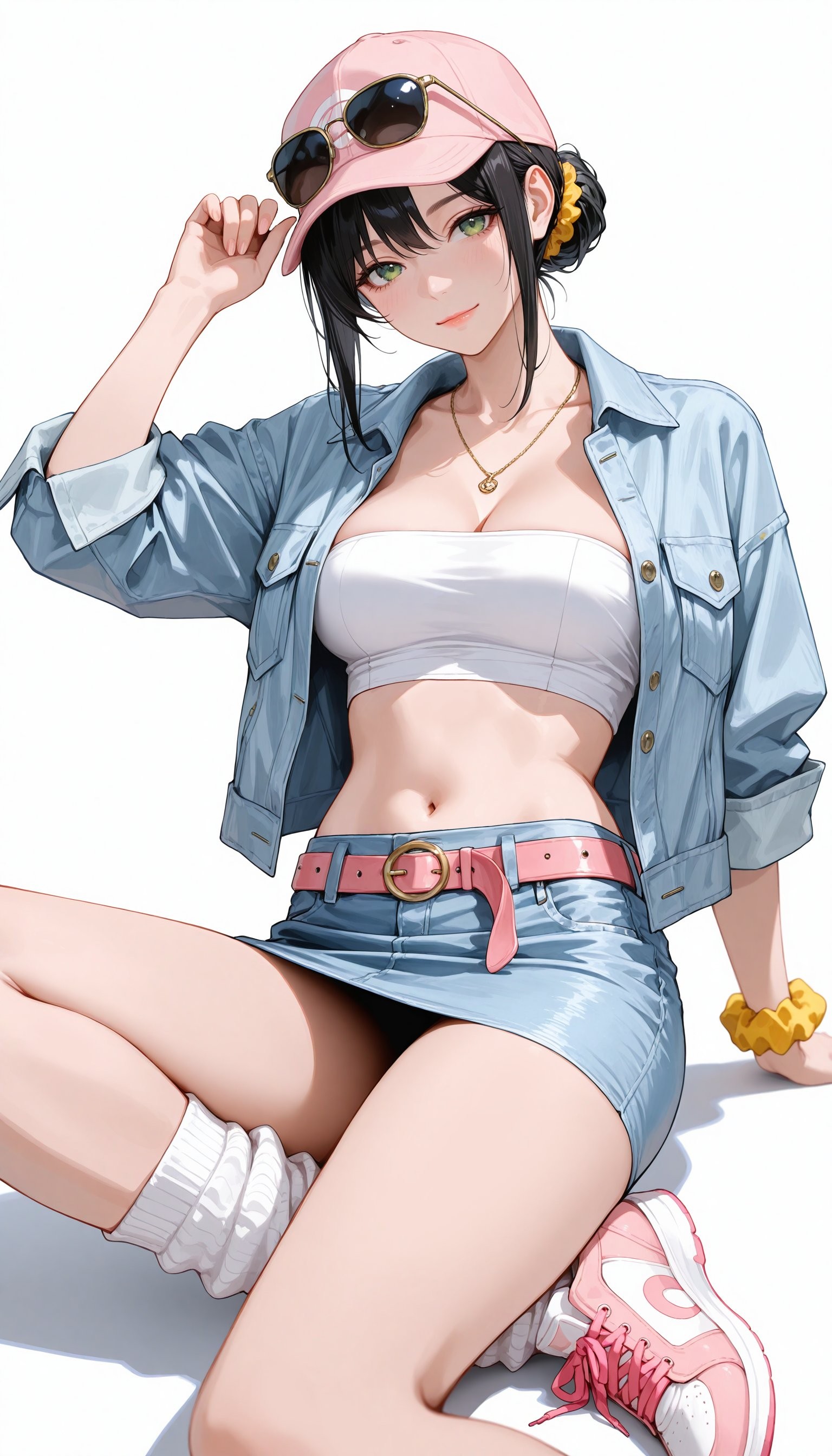黑色中長髮雙丸子頭少女穿著粉色棒球帽和綠色眼瞳